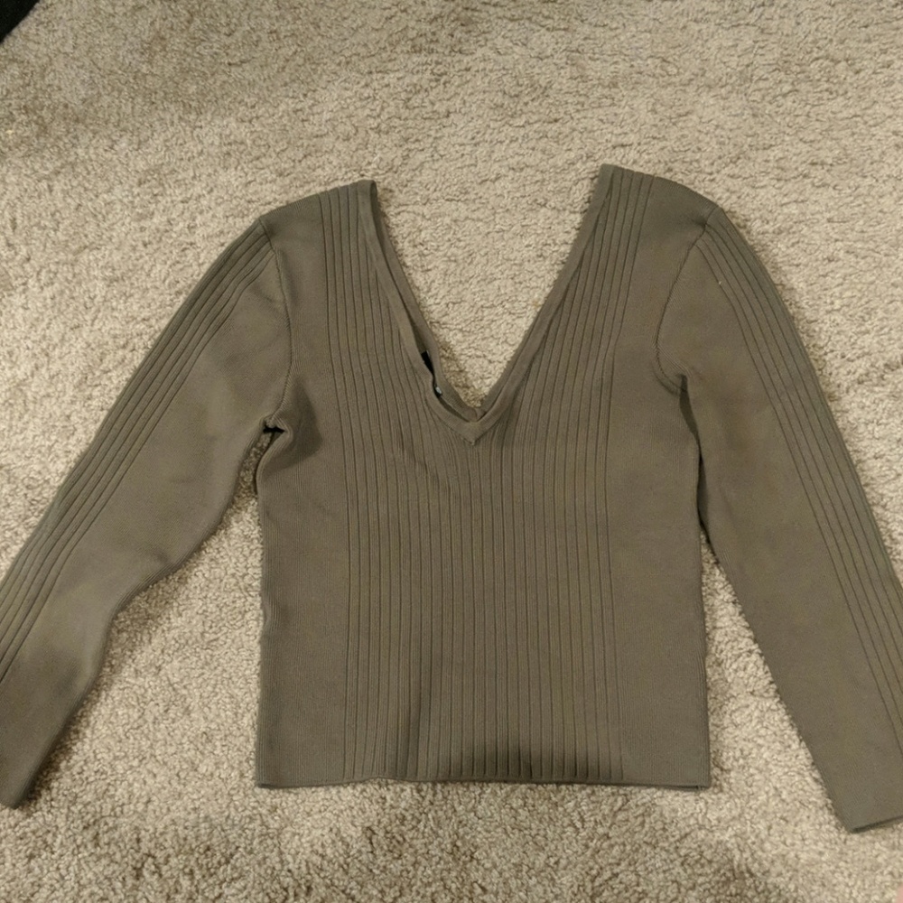 Bebe quarter sleeve crop top